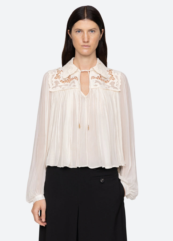 Daphne Top