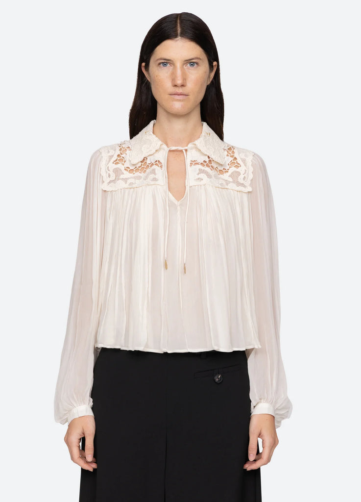 Daphne Top