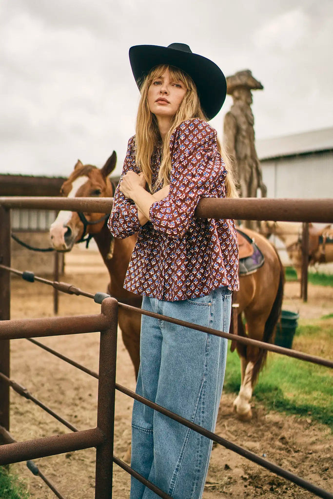 Daphne Top