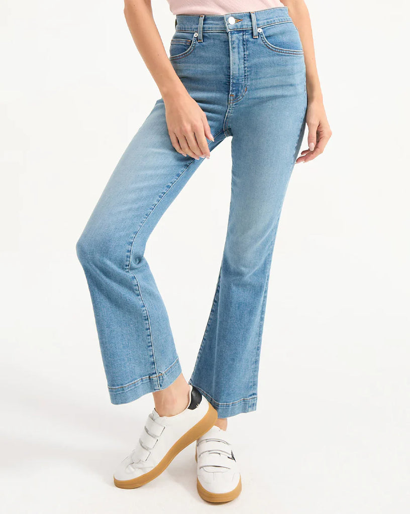 Carson Kick-Flare Jean