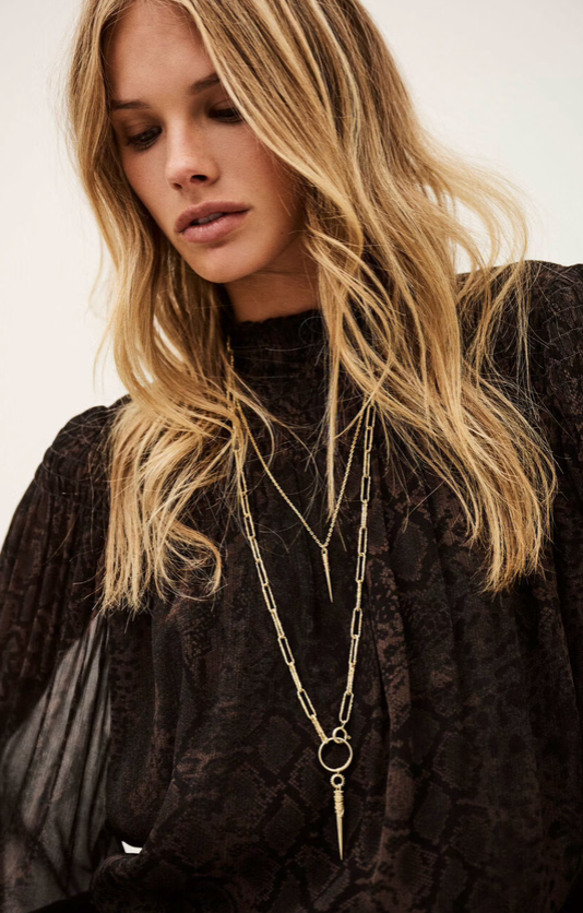 SHAMY Stand-up collar blouse
