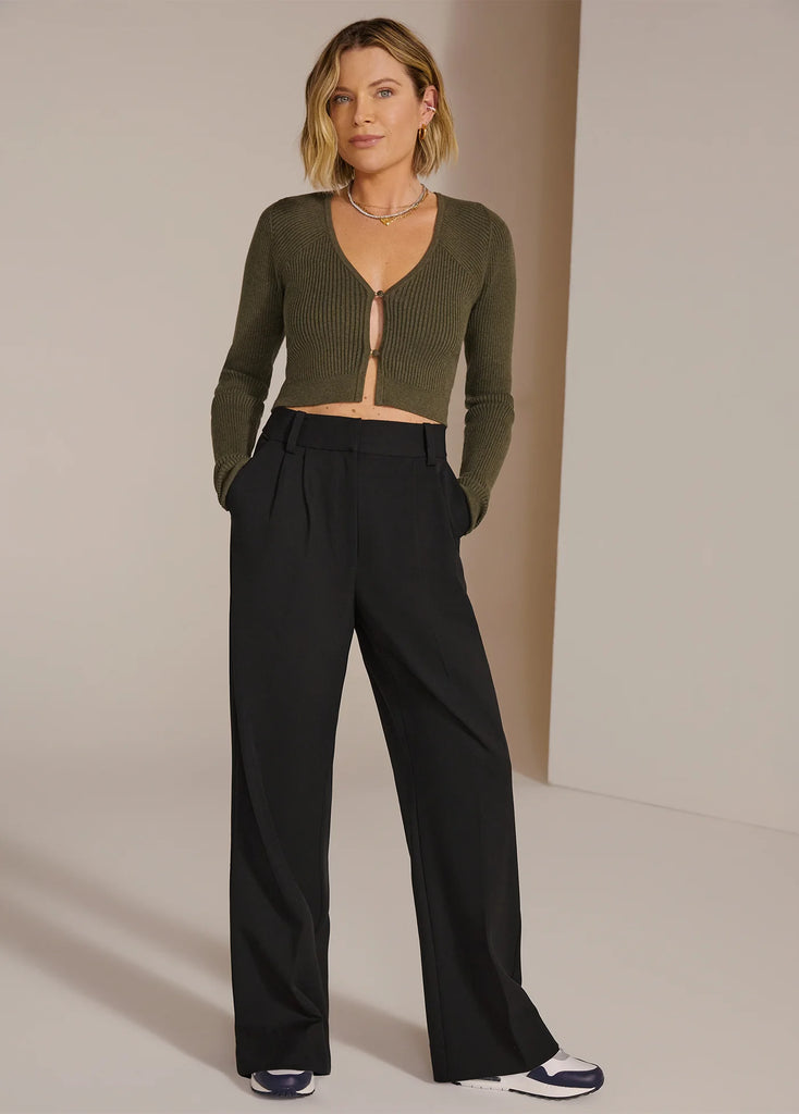 The Favorite Pant Shorty