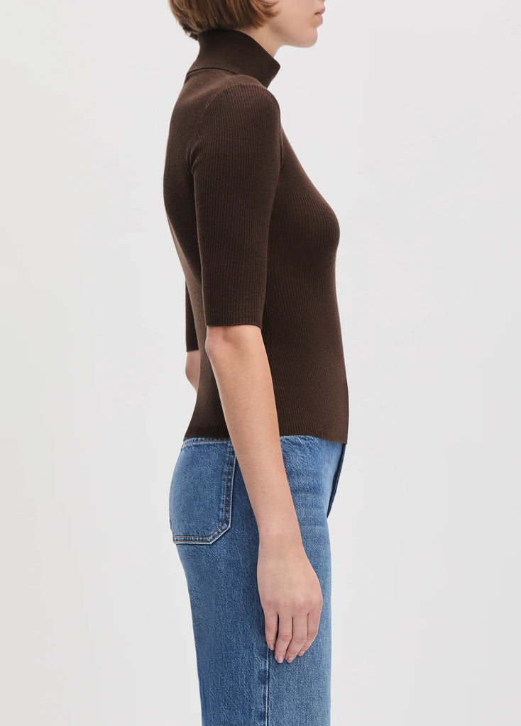 The Amelia Top
